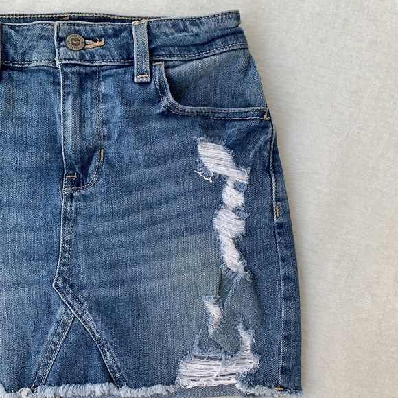 Hollister Distressed High Rise Vintage Stretch Jean Mini Skirt - Picture 4 of 13
